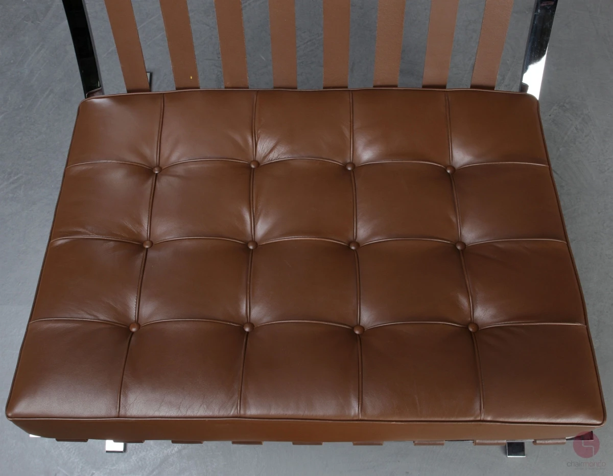 Knoll Barcelona Chair mit braunem Leder gebraucht
