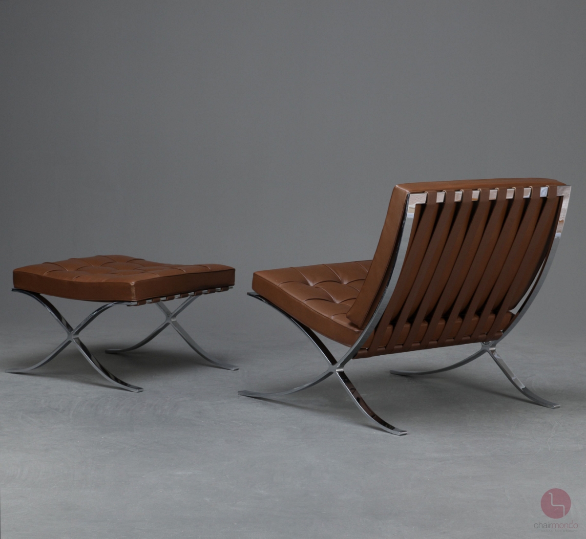 Preview: Knoll Barcelona Chair mit Ottoman mit braunem Leder gebraucht