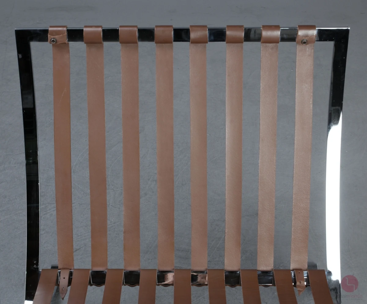 Knoll Barcelona Chair mit braunem Leder gebraucht