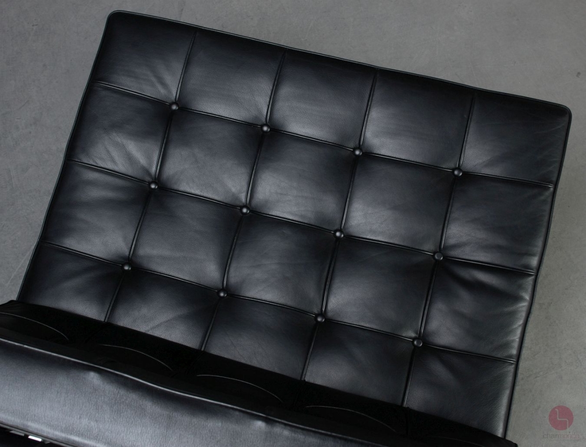 Knoll Barcelona Chair mit schwarzem Leder gebraucht
