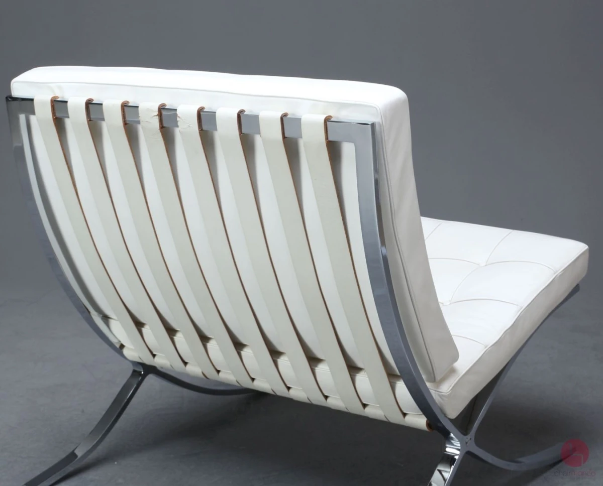 Knoll Barcelona Chair mit weißem Leder - gebraucht