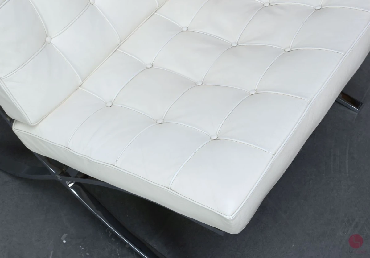 Knoll Barcelona Chair mit weißem Leder - gebraucht