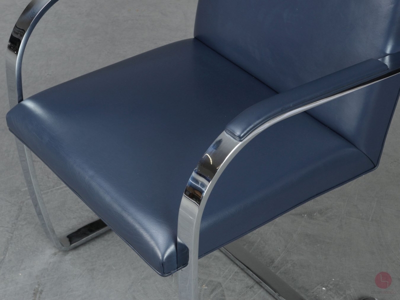 Knoll Brno Freischwinger Leder Blau gebraucht