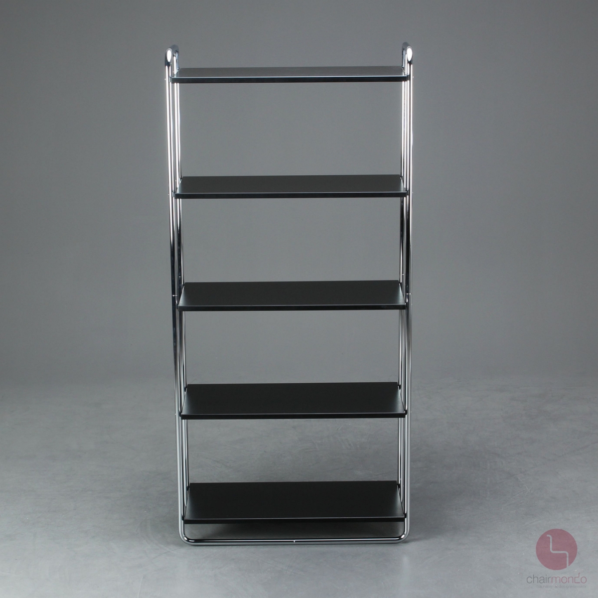 Preview: L&C stendal Bauhaus Regal contor Gestell verchromt Platten Esche schwarz im Studio Frontansicht