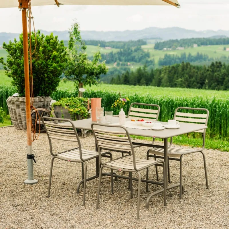 Schaffner Stuhl mit PVC Lättli ohne ArmlehenAmbientebild