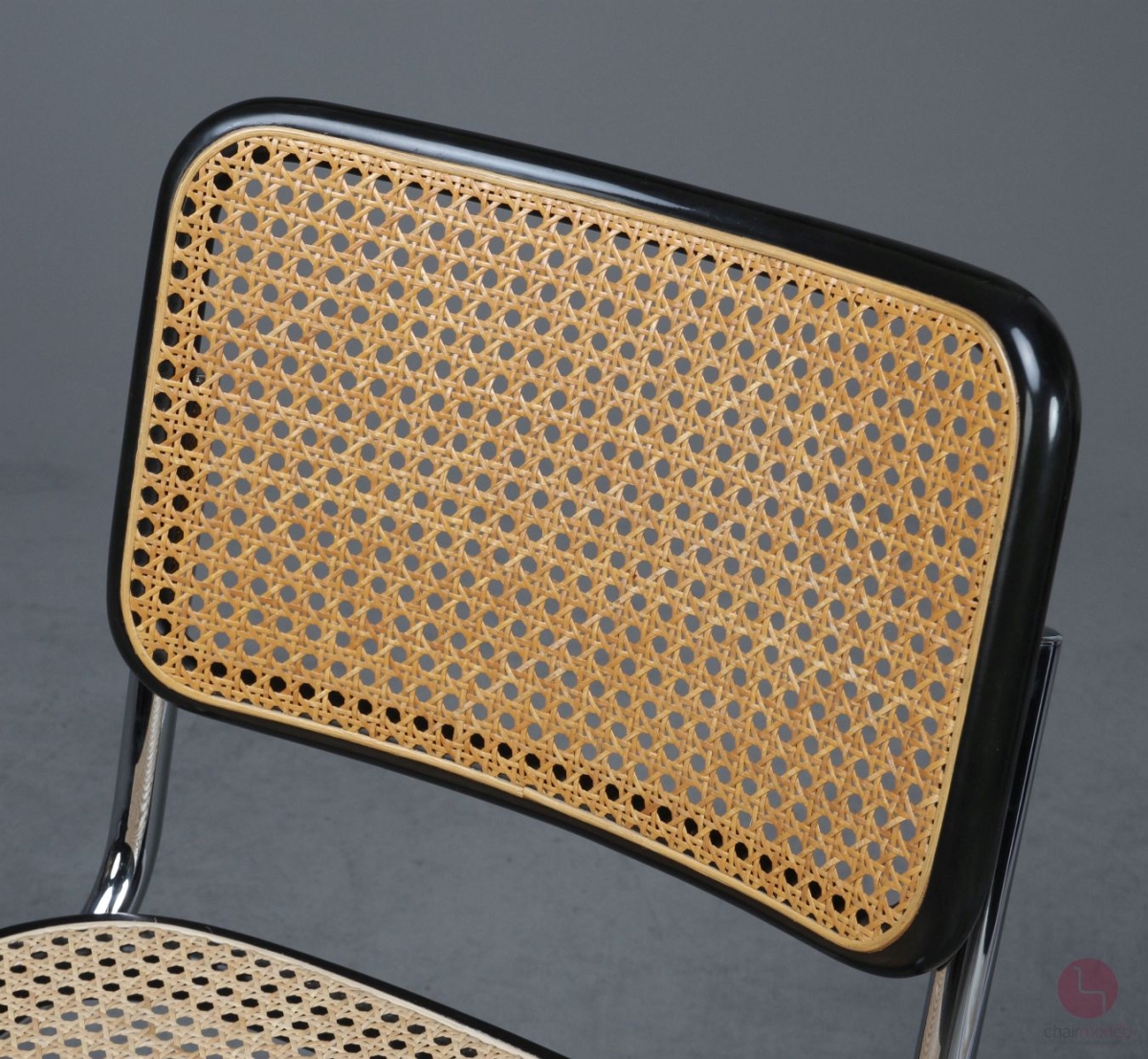 Preview: Thonet S32 Freischwinger in Schwarz mit Wiener Geflecht gebraucht