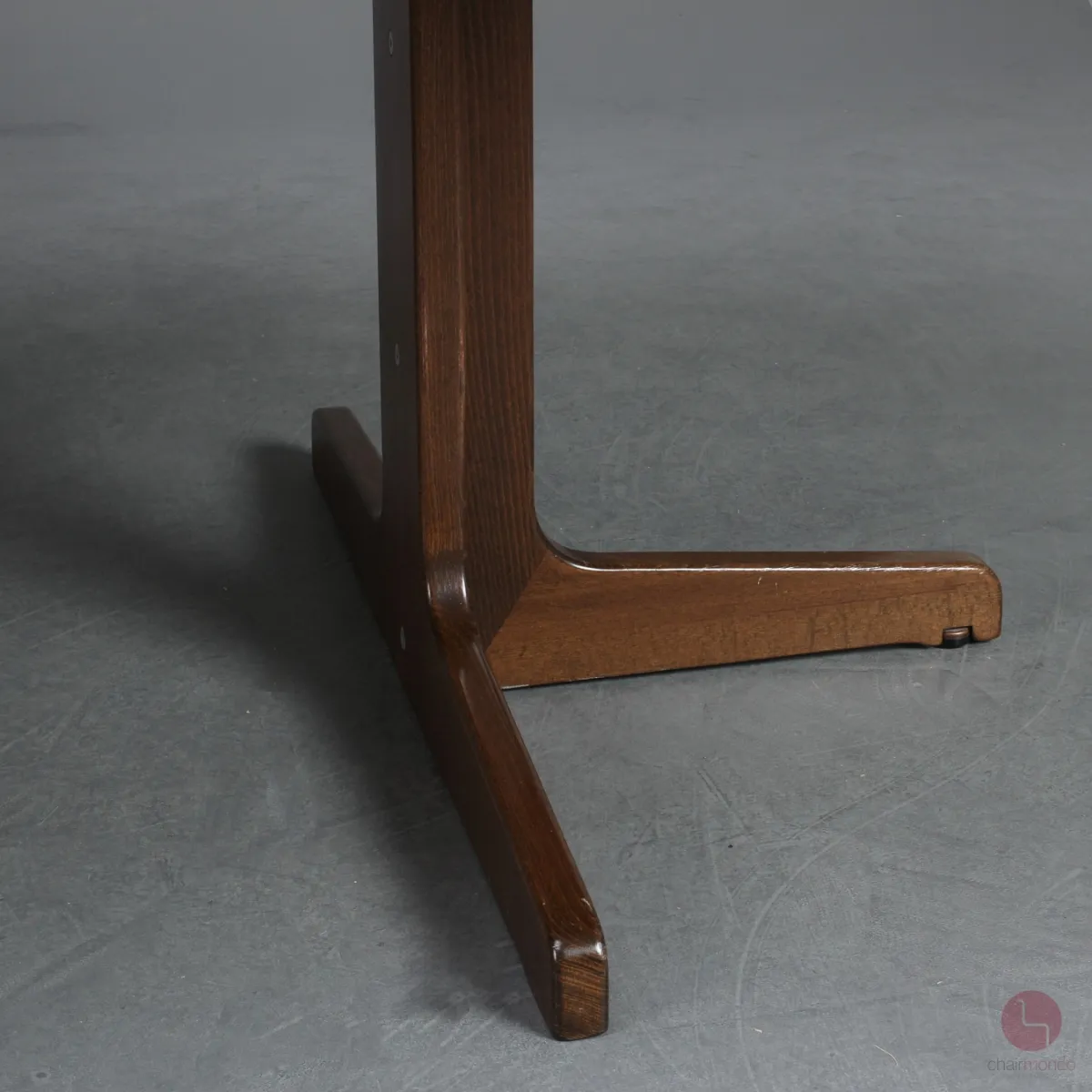 Thonet 1051 Ausziehtisch Holz Braun mit 2 Einlegeplatten