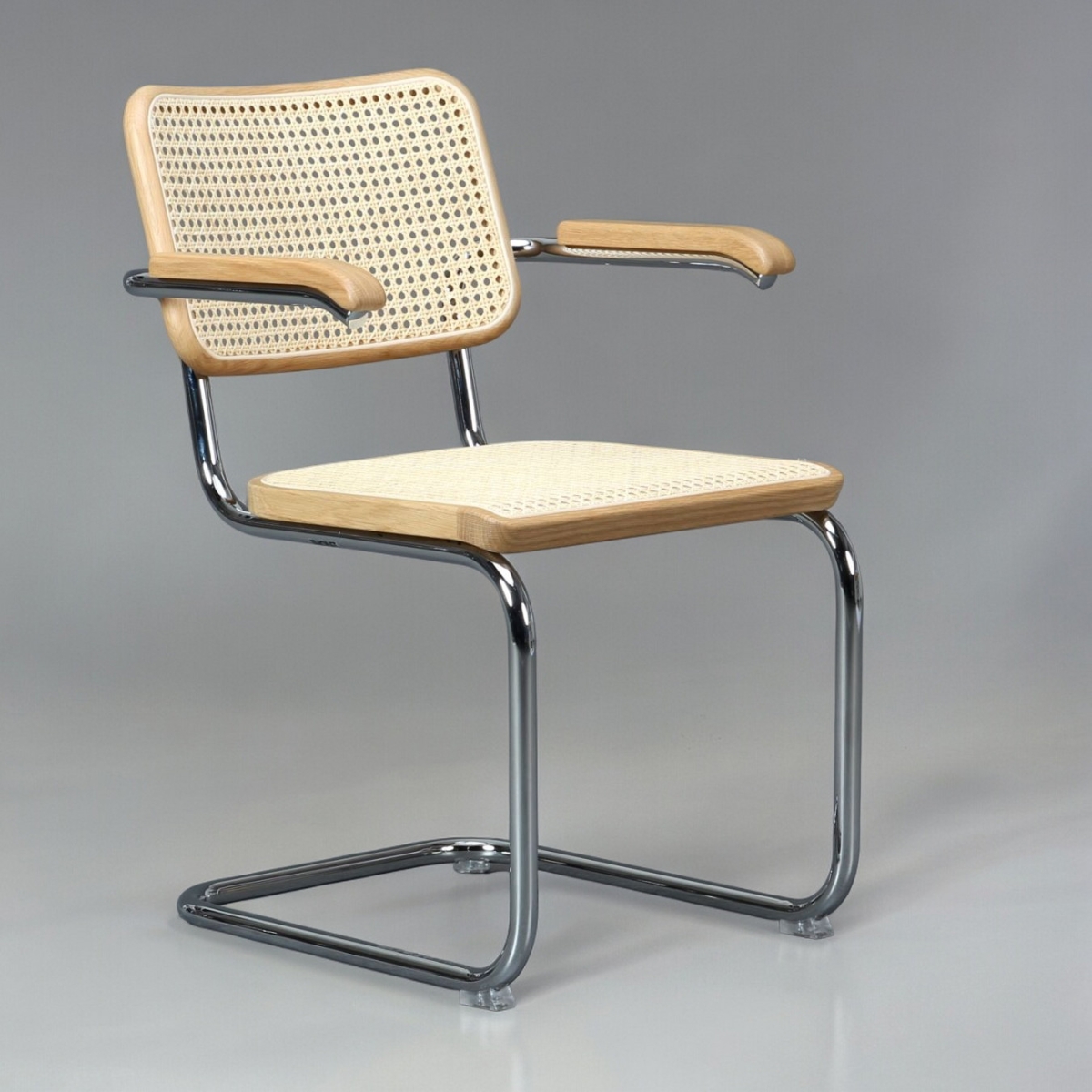 Preview: Thonet S64 V Pure Materials Holz Freischwinger mit Geflecht inkl. Filzgleiter