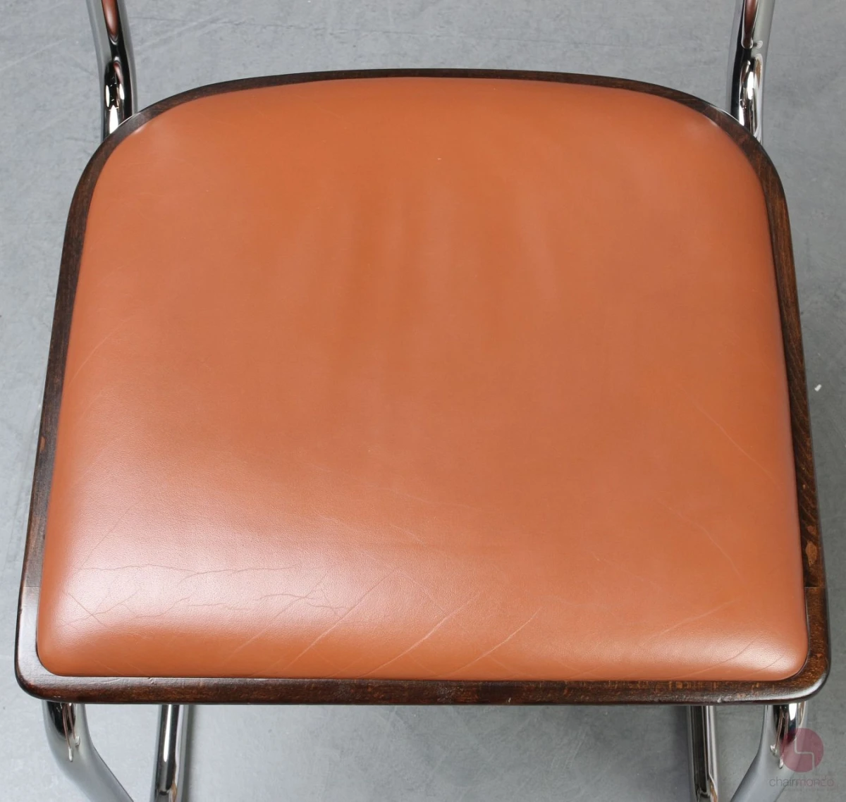 Thonet S32 P Freischwinger mit braunem Kunstleder Polster gebraucht
