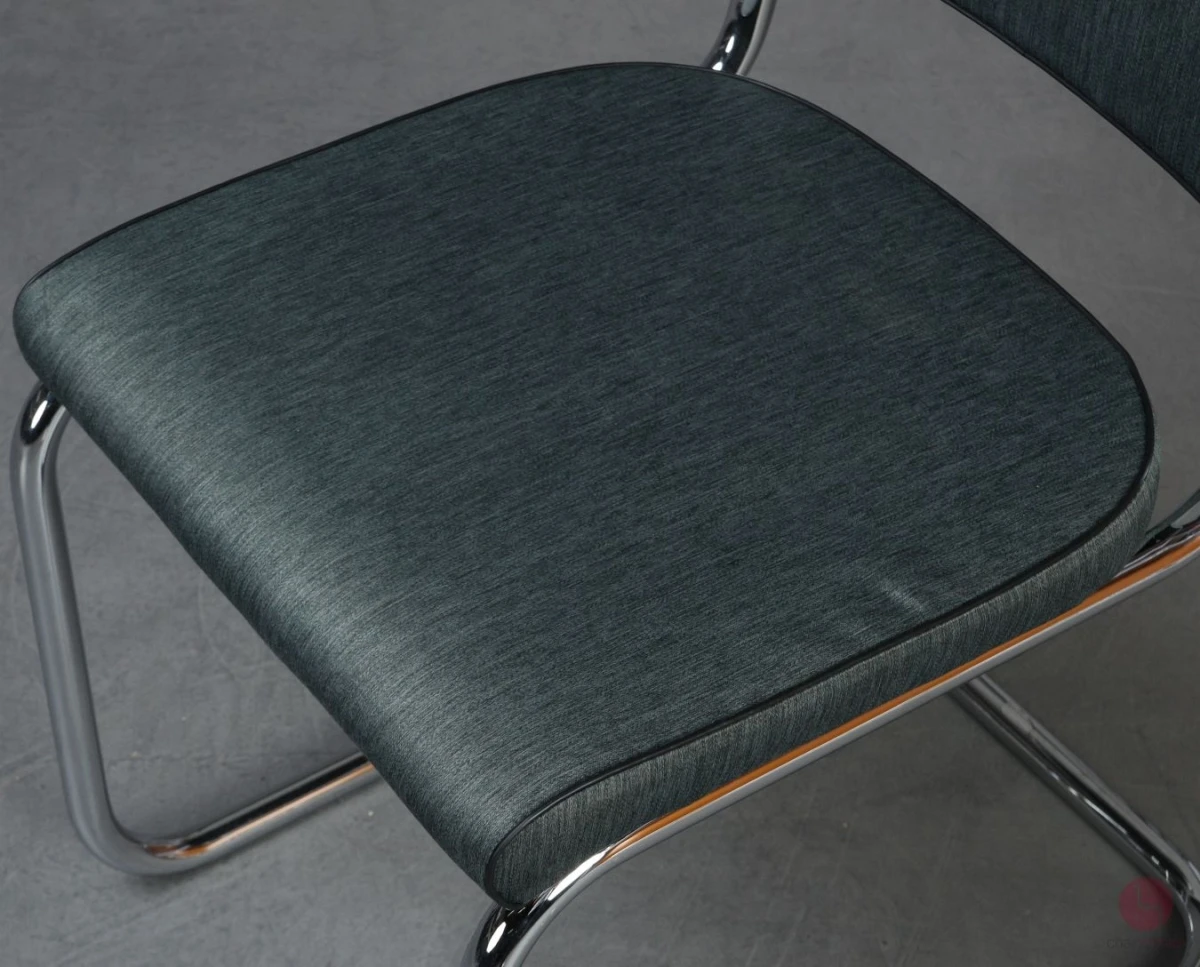 Thonet S32 PV Freischwinger Stoff Grün Grau mit Vollpolster gebraucht