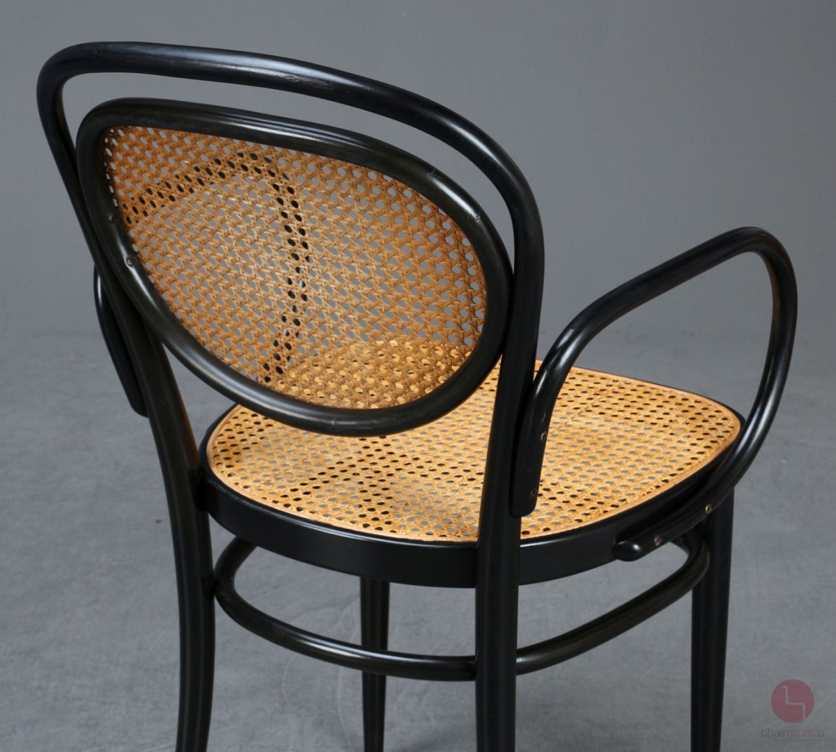 Thonet 215 RF Kaffeehaus Stuhl mit Armlehne Schwarz gebraucht