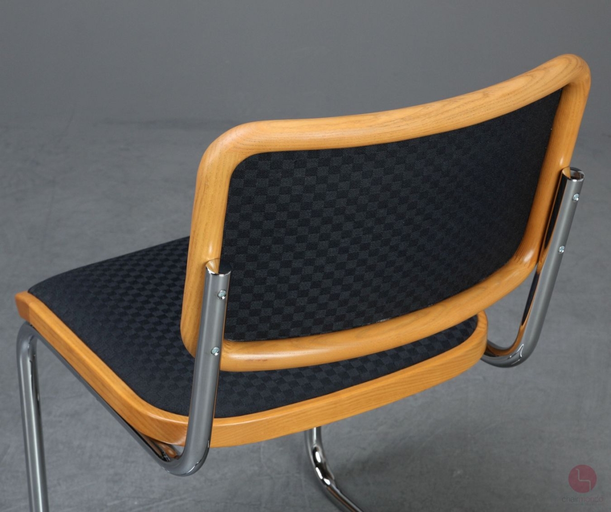 Preview: Thonet S23 P Freischwinger mit Stoff Polster Schwarz