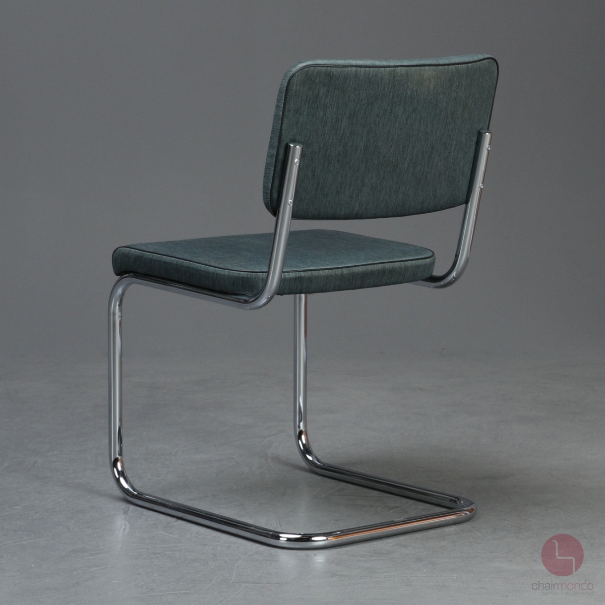 Preview: Thonet S32 PV Freischwinger Stoff Grün Grau mit Vollpolster gebraucht