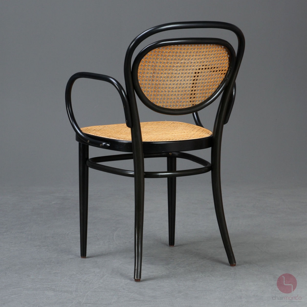 Thonet 215 RF Kaffeehaus Stuhl mit Armlehne Schwarz gebraucht