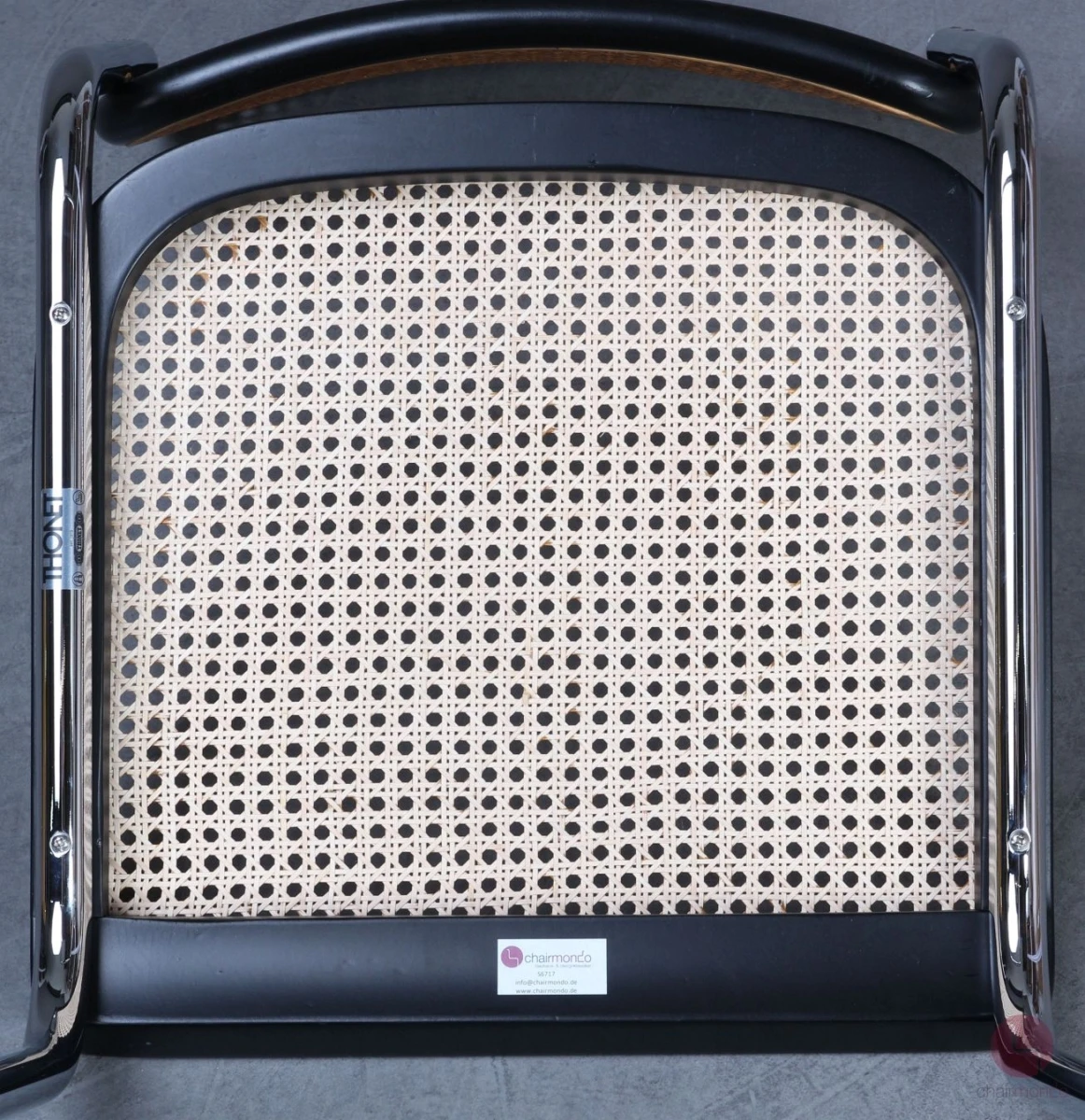 Thonet S32 Freischwinger mit Wiener Geflecht und schöner Patina gebraucht