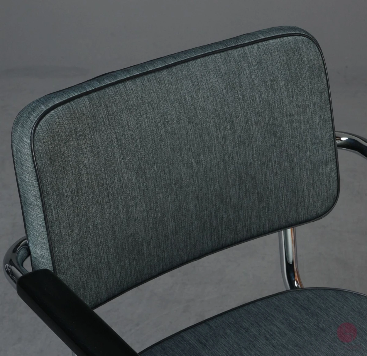Thonet S64 PV Freischwinger mit Polster in Grün Grau gebraucht
