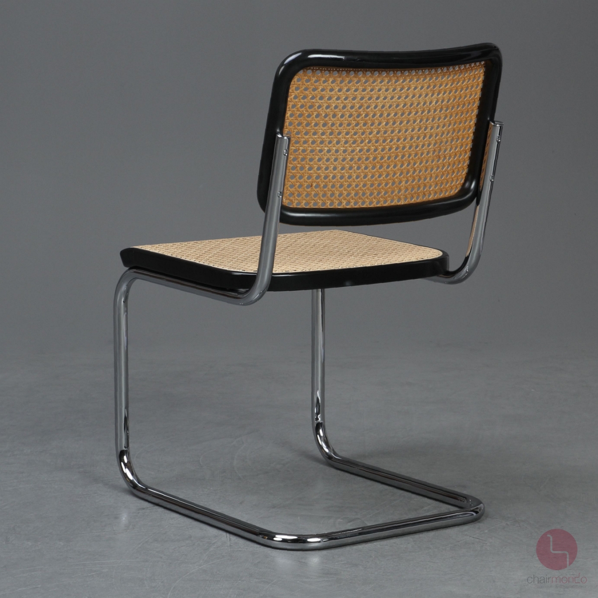 Preview: Thonet S32 Freischwinger in Schwarz mit Wiener Geflecht gebraucht