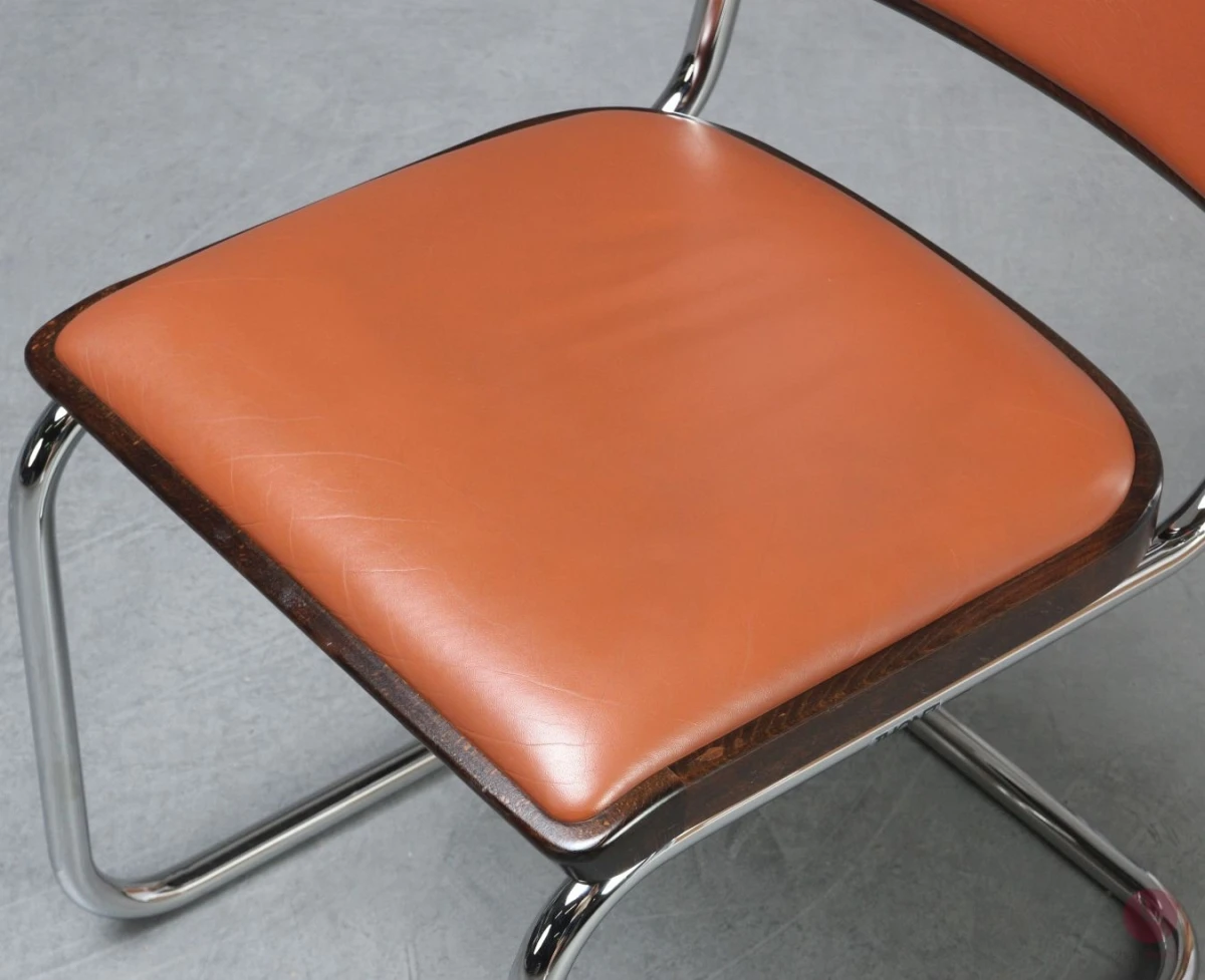 Thonet S32 P Freischwinger mit braunem Kunstleder Polster gebraucht