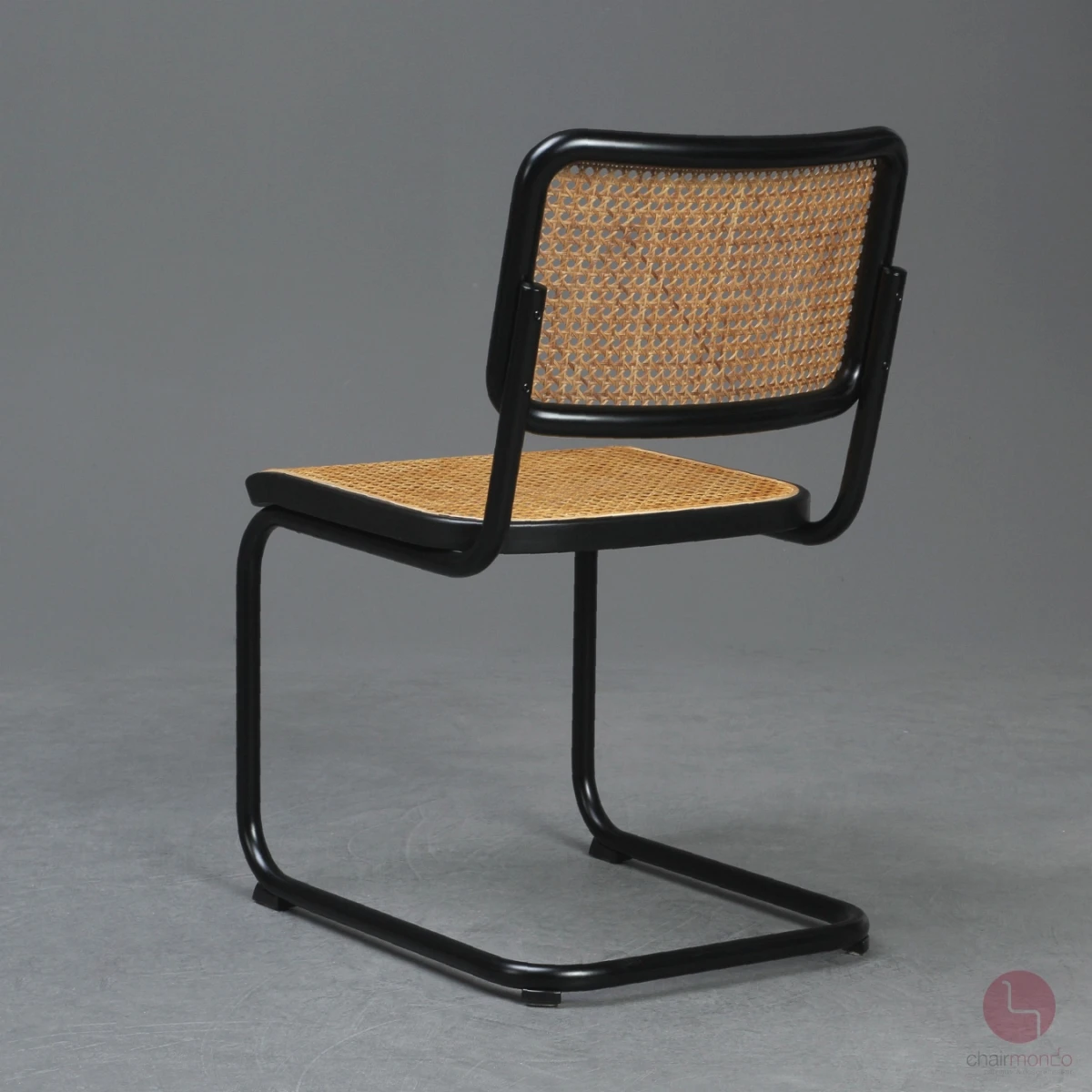 Thonet S32 Freischwinger, Gestell Schwarz mit Wiener Geflecht, gebraucht