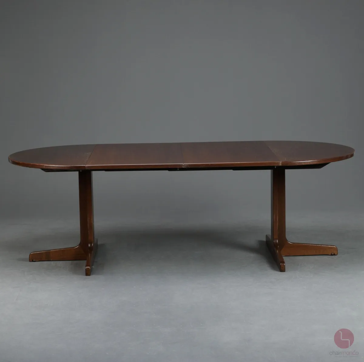 Thonet 1051 Ausziehtisch Holz Braun mit 2 Einlegeplatten