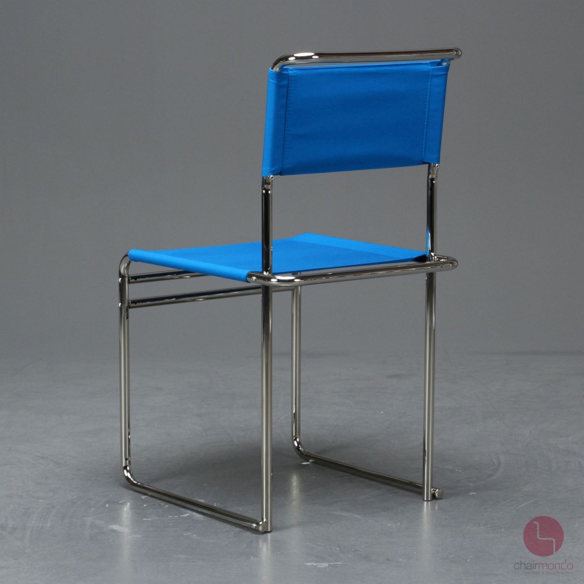 Preview: Tecta-B40-Stuhl-Bauhaus-Gurte-Blau-Rückansicht