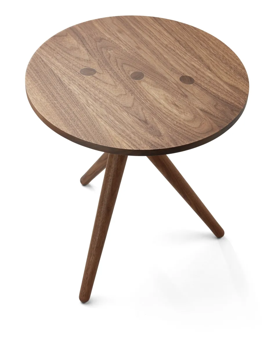 Thonet 1025 Beistelltisch aus Holz in Nussbaum geölt Vogelperspektive