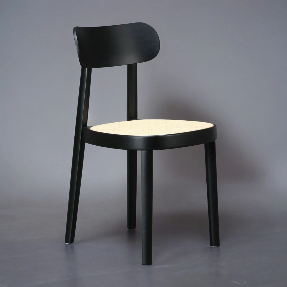 Thonet 118 Offenbacher Stuhl mit Wiener Geflecht Schwarz