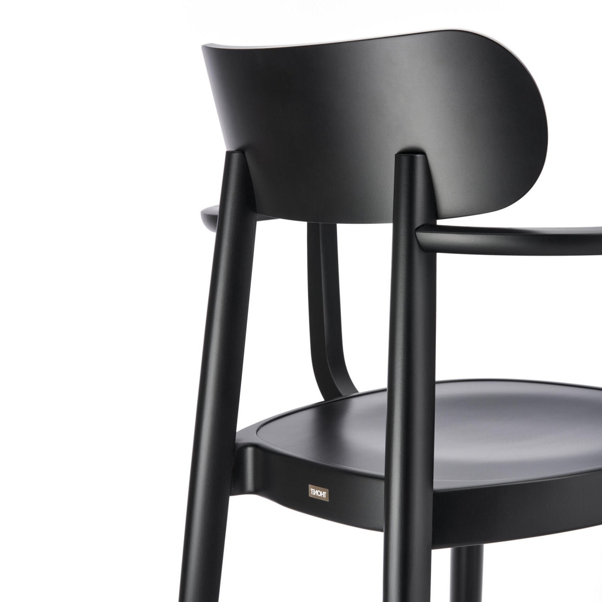 Preview: Thonet 118 MF Holzstuhl mit Muldensitz und Armlehnen in schwarz Rückansicht