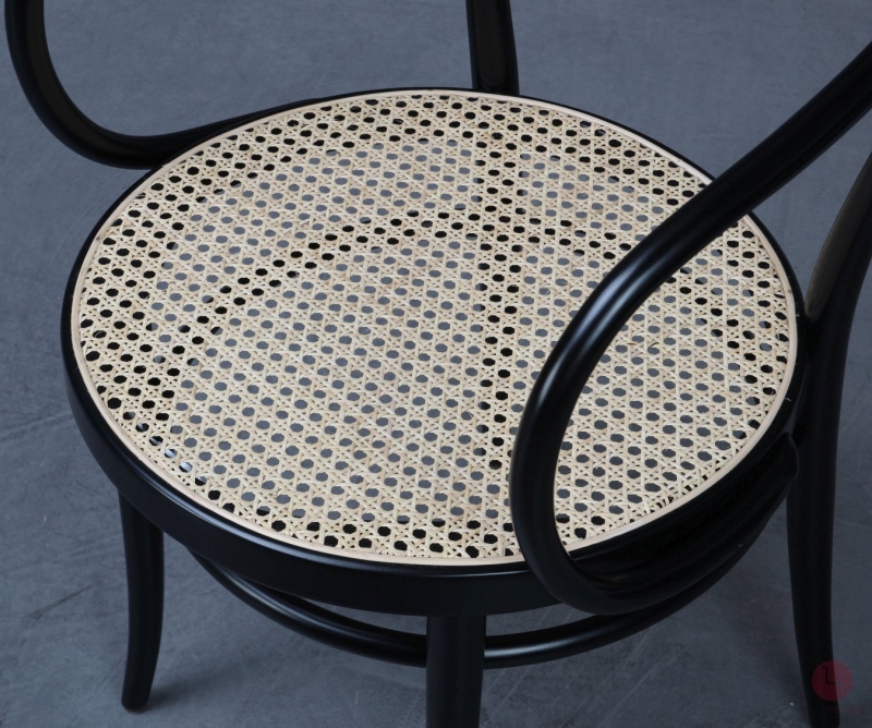 Thonet 209 Bugholzstuhl Schwarz mit Wiener Geflecht 1978 restauriert gebraucht