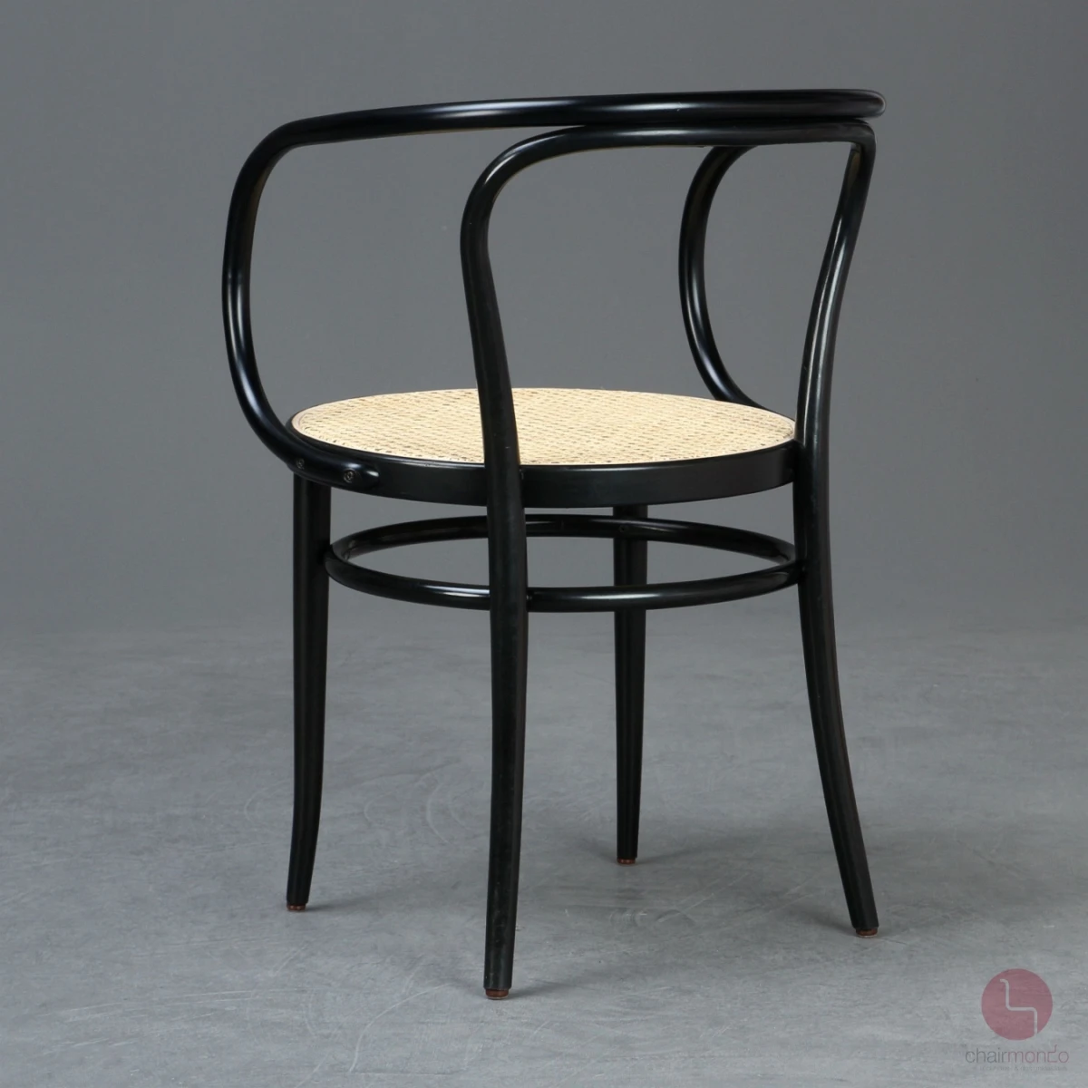 Thonet 209 Kaffeehaus Stuhl mit Wiener Geflecht in Schwarz gebraucht