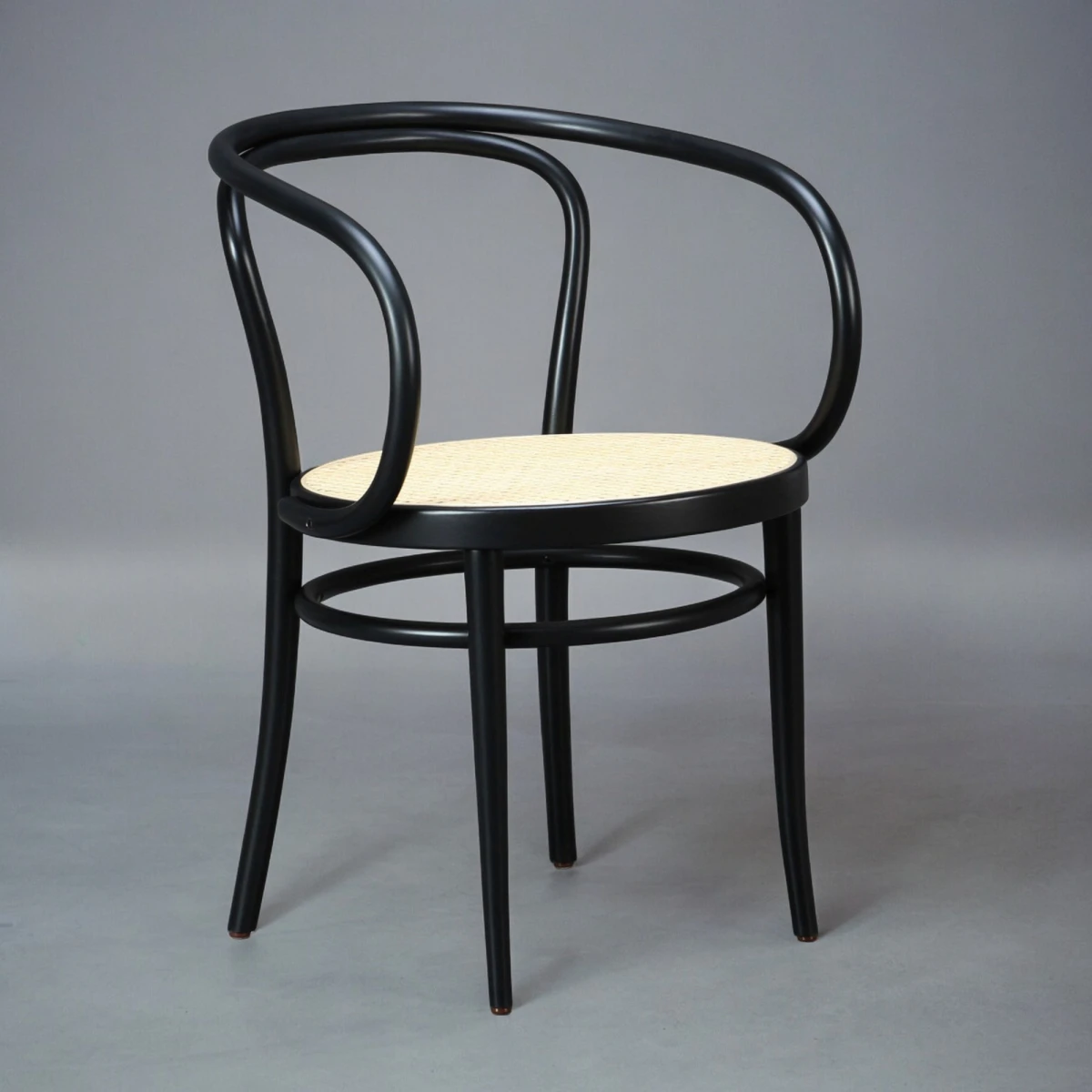 Thonet 209 Bugholz Stuhl in Schwarz