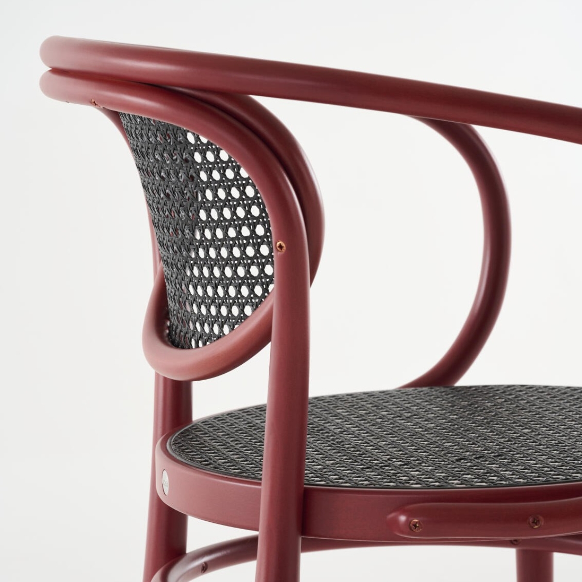 Preview: Thonet 210 R Dark Melange Geflecht, Buche rostrot gebeizt Detailansicht