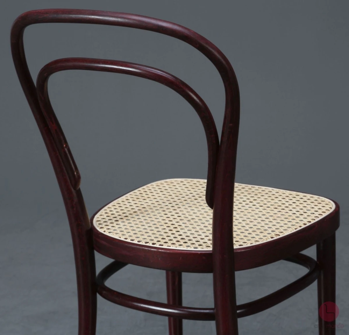 Thonet 214 Mahagoni Braun Bugholzstuhl mit neuem Geflecht gebraucht