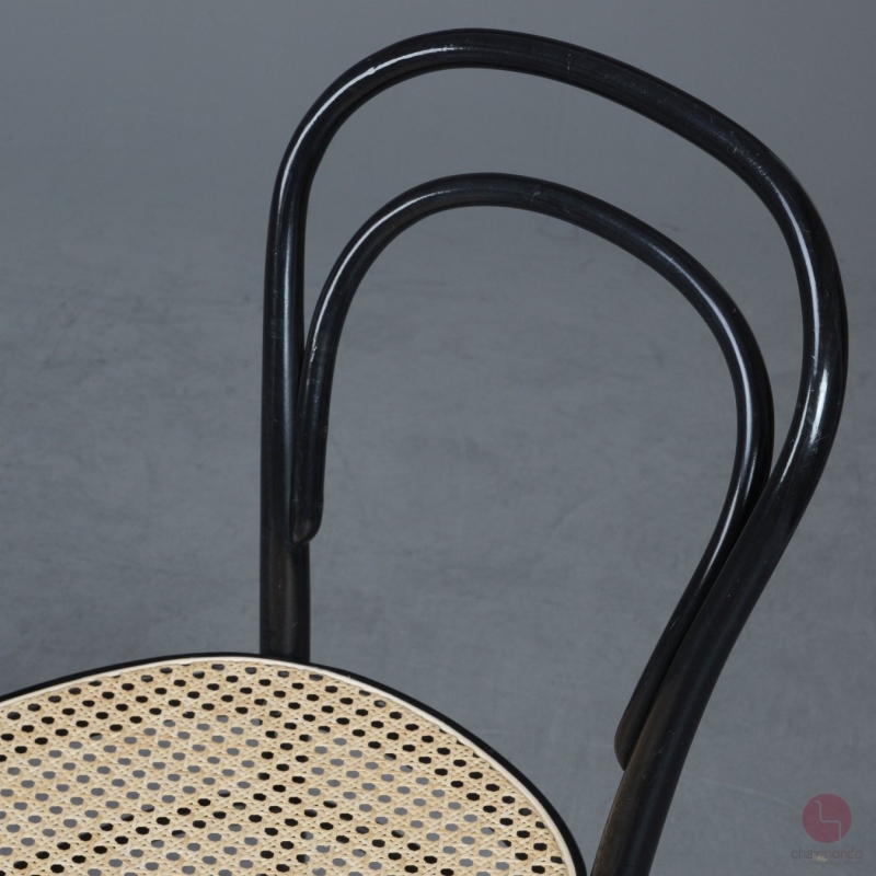Preview: Thonet 214 Bugholz Stuhl Schwarz mit Wiener Geflecht gebraucht
