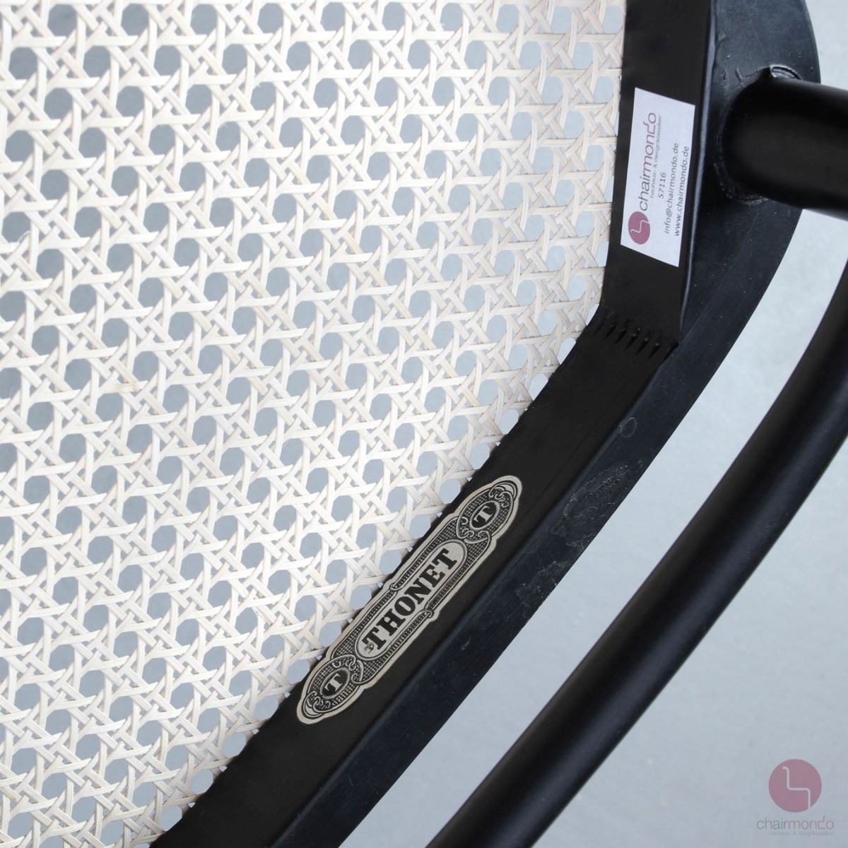 Thonet 214 Kaffehaus Stuhl in Schwarz mit neuem Wiener Geflecht gebraucht