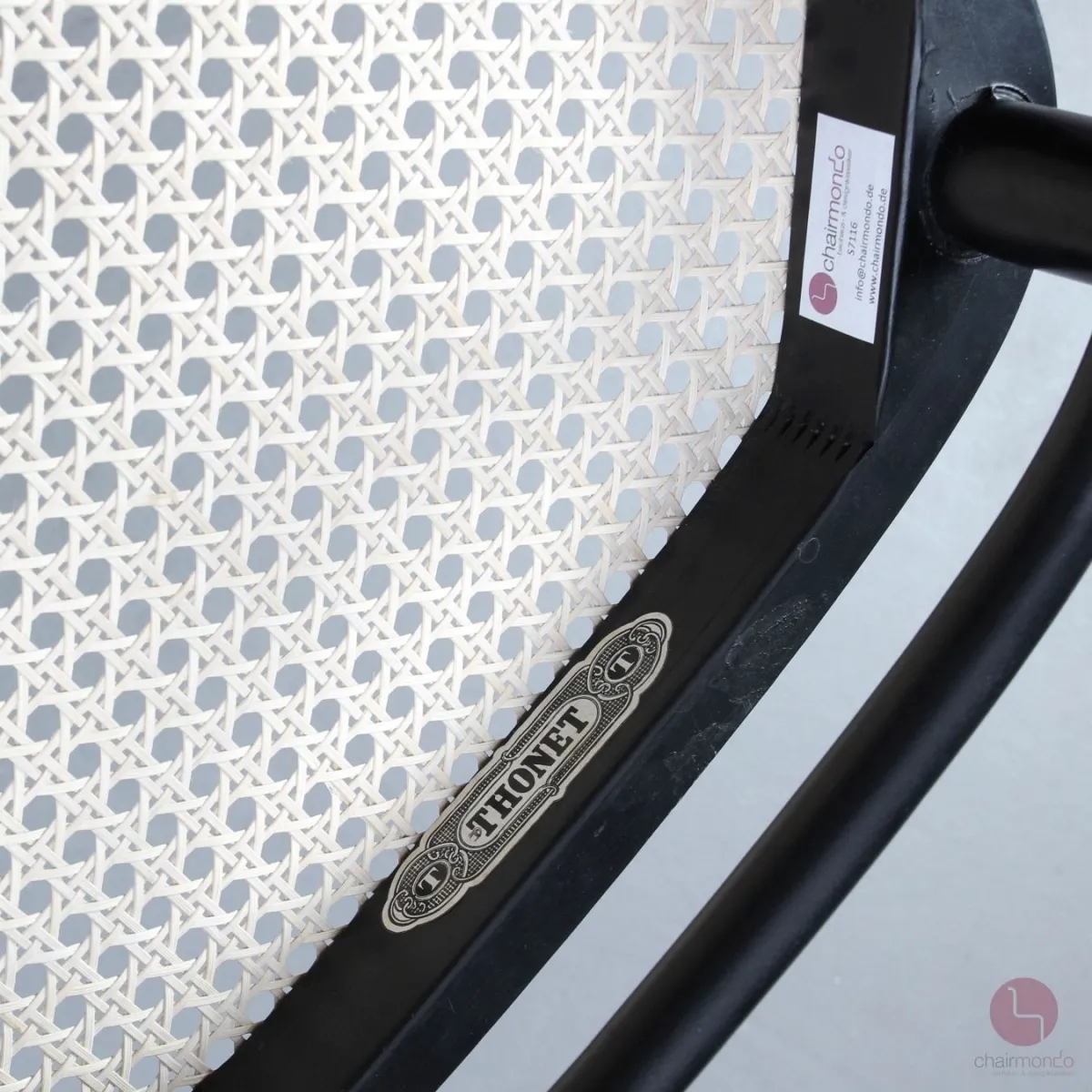Thonet 214 Kaffehaus Stuhl in Schwarz mit neuem Wiener Geflecht gebraucht