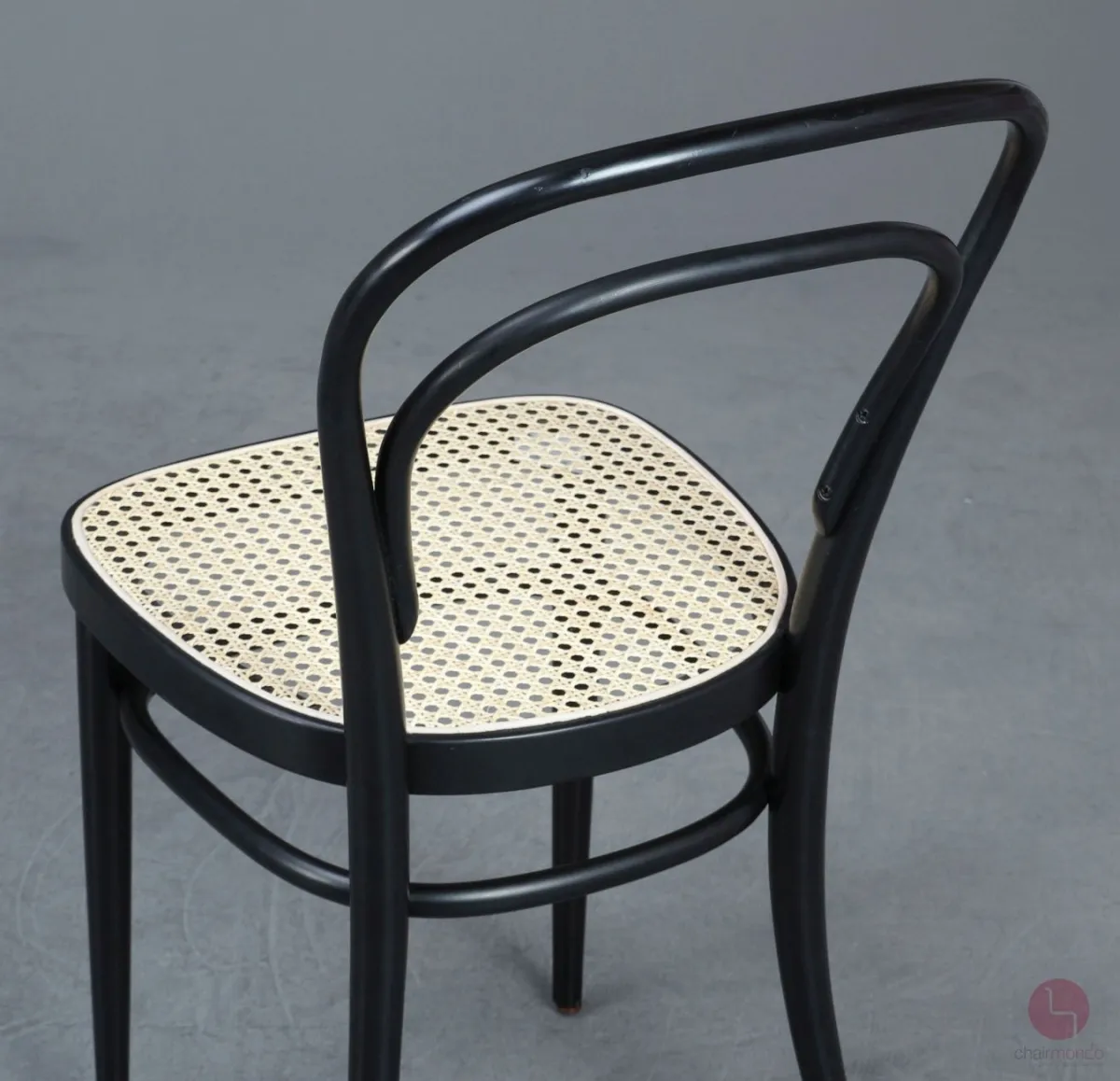 Thonet 214 Kaffehaus Stuhl in Schwarz mit neuem Wiener Geflecht gebraucht