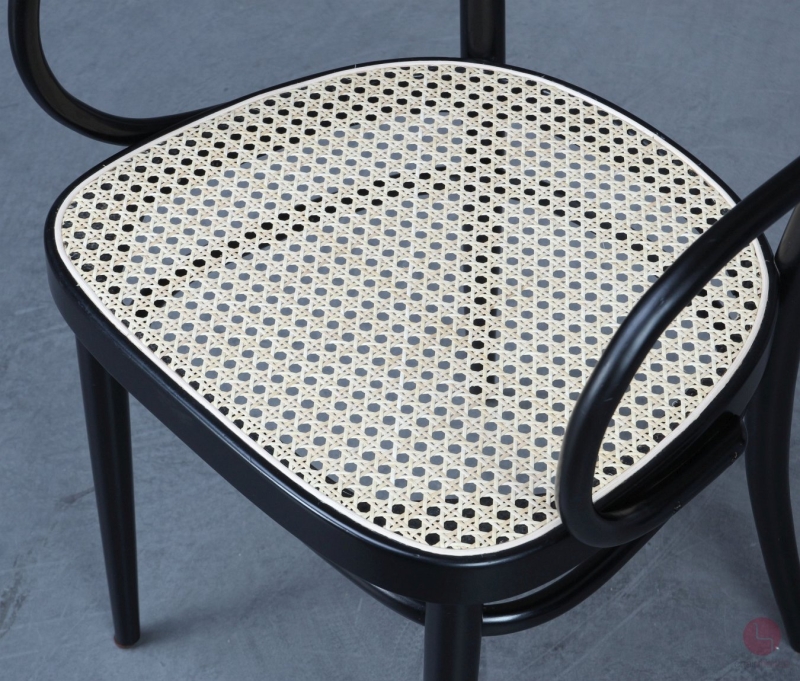 Preview: Thonet 214 F Kaffeehausstuhl Schwarz mit Wiener Geflecht gebraucht
