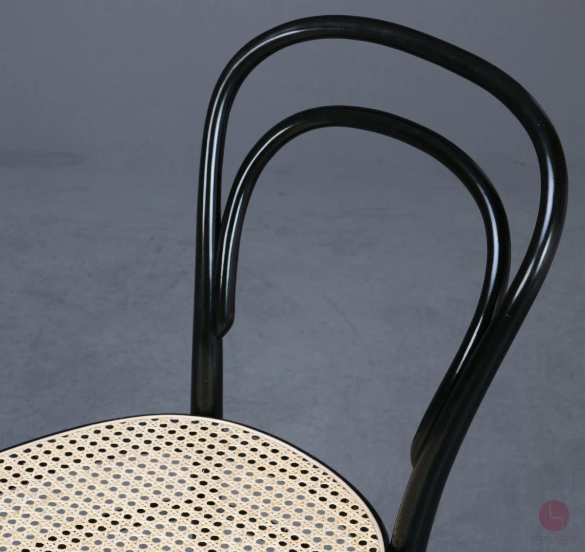 Thonet 214 Bugholz Stuhl in Schwarz mit neuem Wiener Geflecht gebraucht