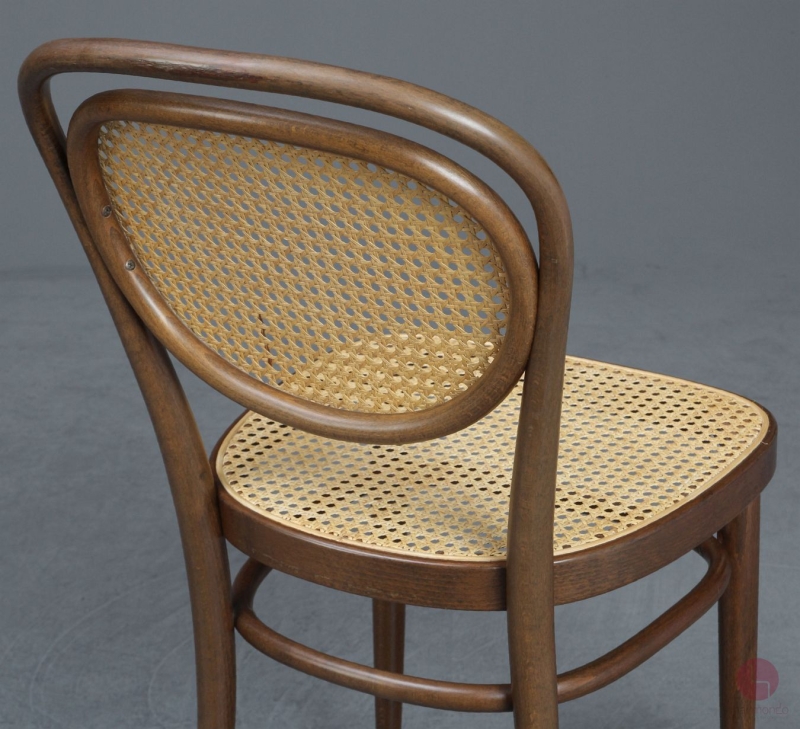 Preview: Thonet 215 R Bugholz Stuhl Nussbaum Braun mit neuem Wiener Geflecht gerbaucht