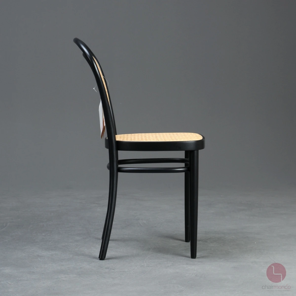Thonet 215 R Bugholz Stuhl in Schwarz mit Wiener Geflecht