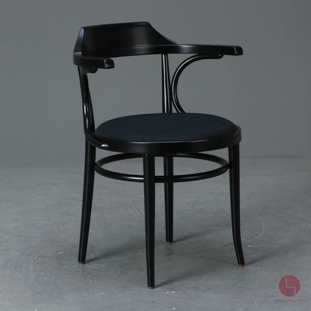 Thonet 233 P Bugholzstuhl in Schwarz mit Stoff Polster aufbereitet - gebraucht