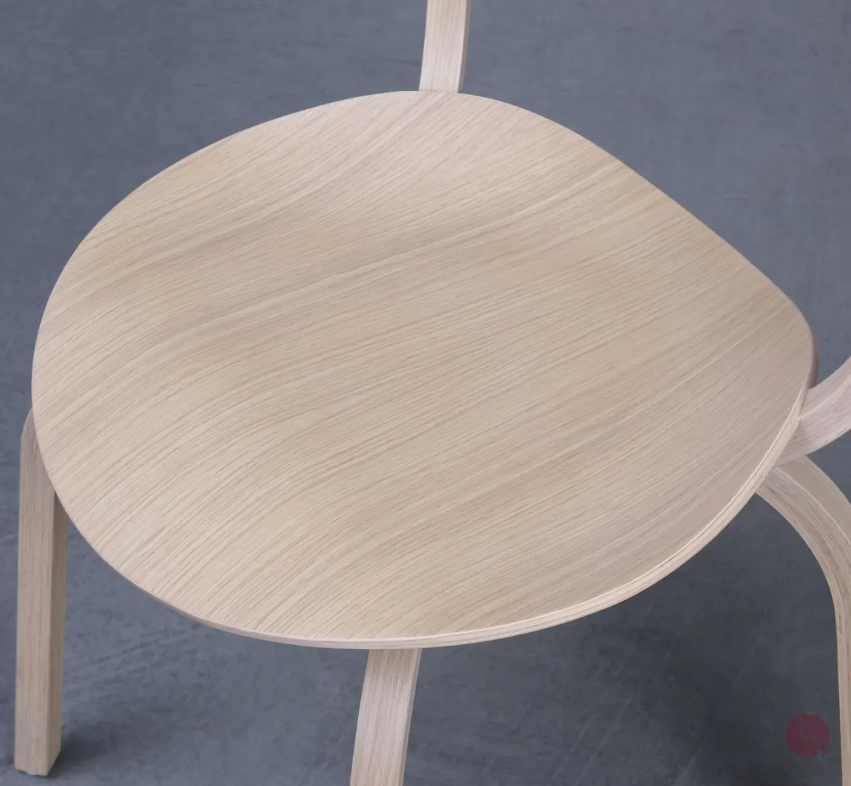 Thonet 404 Bugholzstuhl Eiche aufgehellt - Ausstellungstück neuwertig