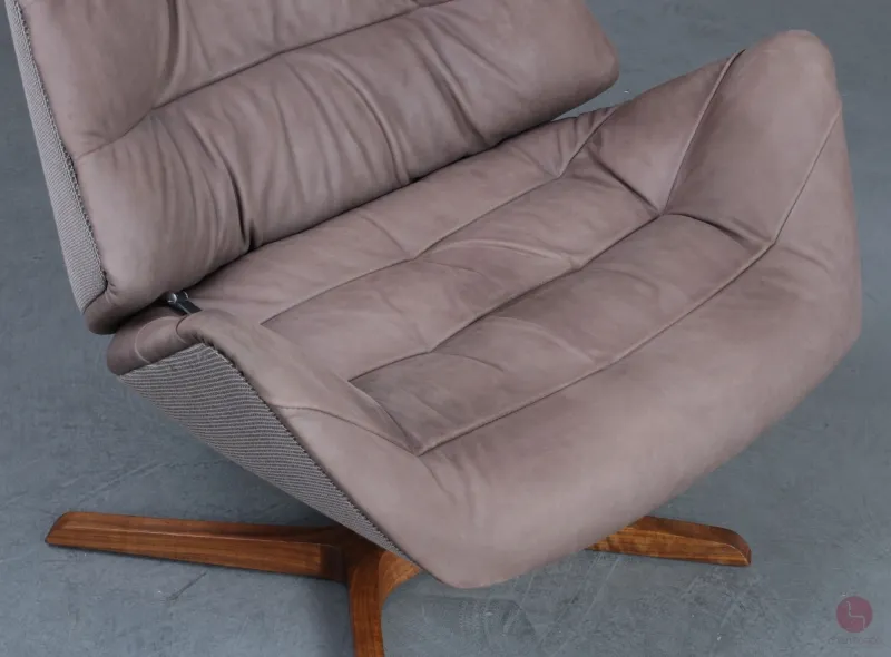Thonet 808 Lounge Sessel mit Hocker Leder Braun Gestell Nussbaum gebraucht