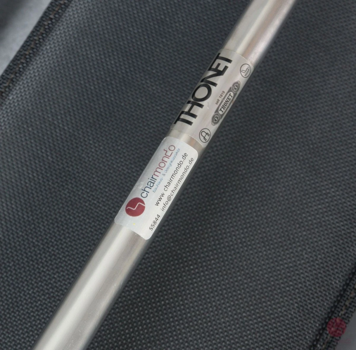 Thonet Liege LS22 mit Herstellerlabel