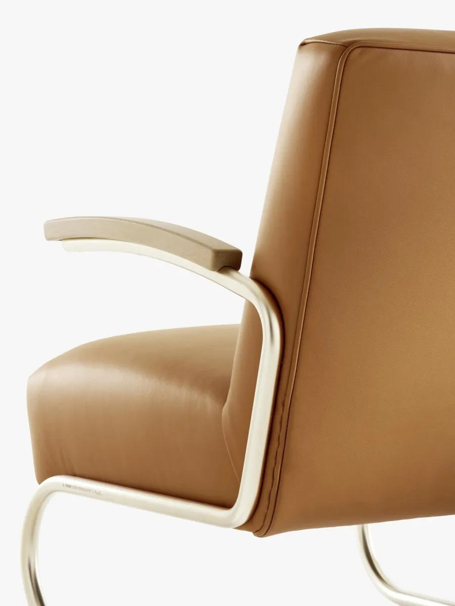 Thonet S422 NORDIC by Jil Sander in burnt walnut Rückansicht