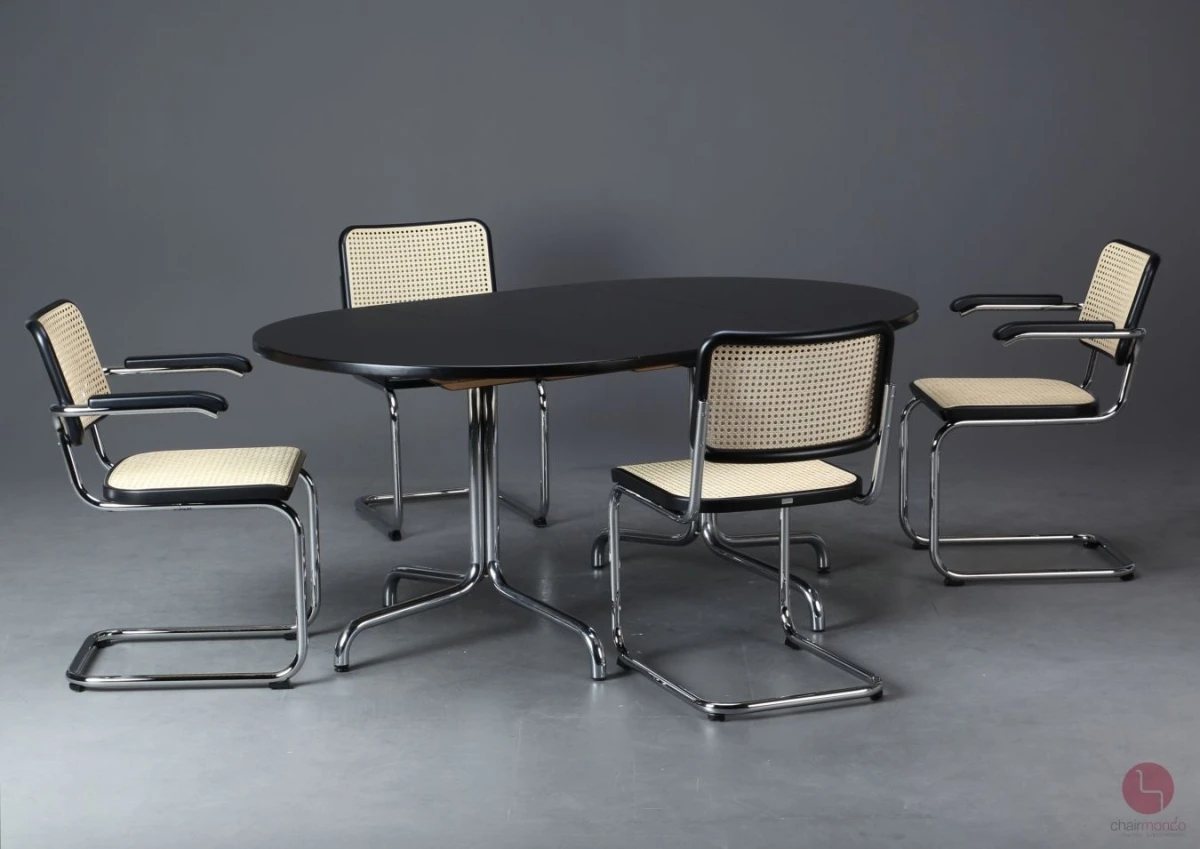 Thonet S1051 Esstisch in Schwarz 110 - 230 cm ausziehbar gebraucht