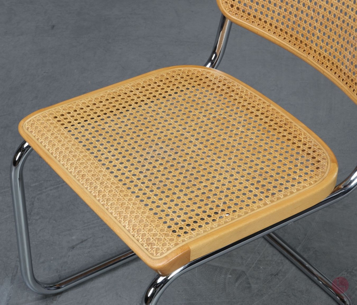 Thonet S32 Freischwinger Buche Natur mit Patina Geflecht gebraucht