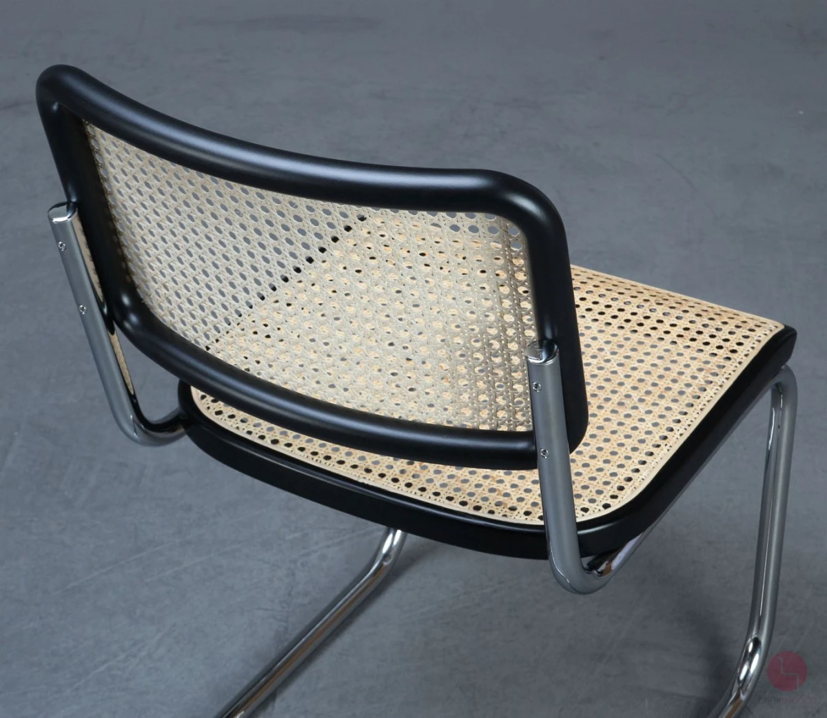 Thonet S32 Freischwinger mit erneuertem Wiener Geflecht