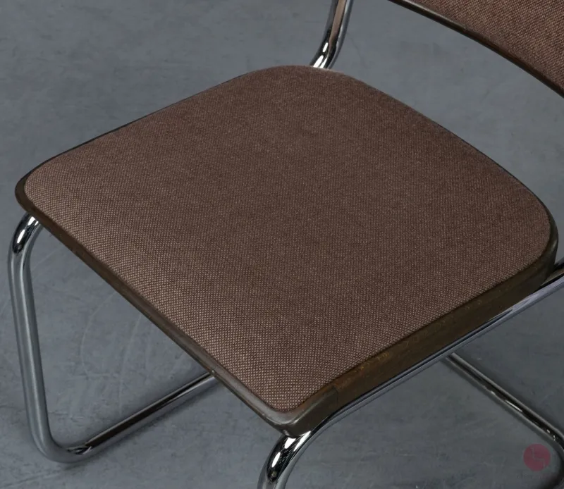 Thonet S32 P Freischwinger Braun mit braunem Stoff Bezug gebraucht